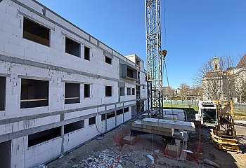 Nowoczesne przedszkole i żłobek UKW rosną przy ul. ks. Sieńki