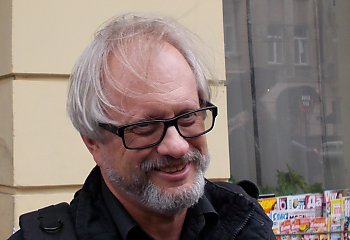 „Póki myśl krąży” – poetycki wieczór pamięci Rafała Żebrowskiego w Galerii Autorskiej