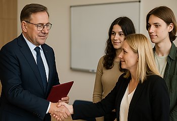 Uczą, jak założyć firmę – za darmo, nawet po 70-tce!