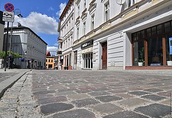 Kultowa ulica w centrum zyskała nowe życie – sprawdź, co się zmieniło!