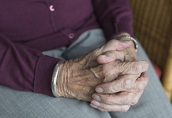 „On nigdy taki nie był” – poruszające spotkanie o demencji w Bydgoszczy. Nie możesz tego przegapić!