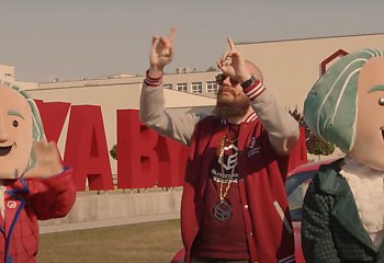 „Inżynierski Bling” podbija Bydgoszcz! Politechnika rapem walczy o studentów