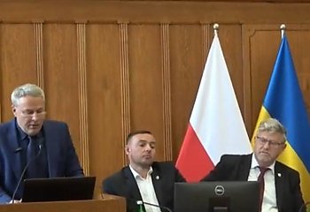 Flaga Ukrainy w sali sejmiku? Urząd odrzuca wniosek o usunięcie!