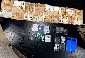 Dzwonili z Bydgoszczy do Niemców i wyłudzali fortuny! Wpadli podczas nalotu na Pomorskiej