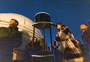 Perseidy wracają! Nocne niebo zamieni się w pokaz fajerwerków z kosmosu