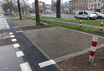 Nowe parkingi przy Grunwaldzkiej: ulga dla kierowców i ochrona zieleni!