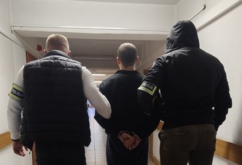 Spektakularne zatrzymanie we Włocławku: Poszukiwany od lat złapany!