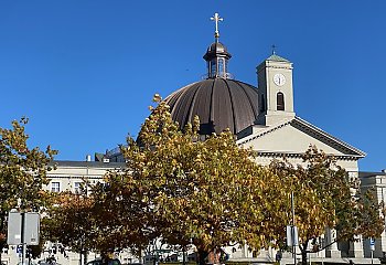 Chłodny poranek, łagodny dzień z chmurami [POGODA]