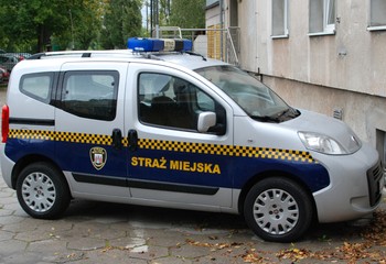 Dramatyczne wezwanie do Straży Miejskiej: Kobieta w opałach