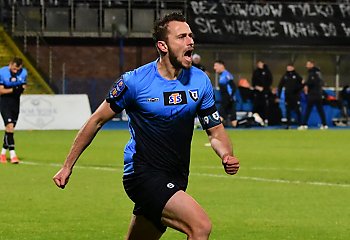 Zawisza Bydgoszcz walczy o powrót na szczyt! Kluczowe starcie z rezerwami Lecha