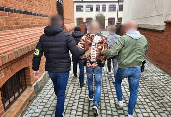 Dramatyczny napad w Wąbrzeźnie – agresorzy zatrzymani!