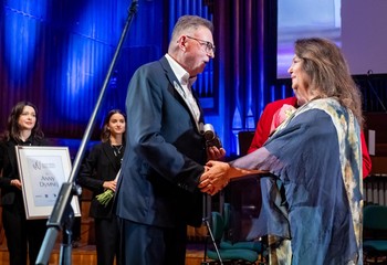 Anna Dymna otrzymuje prestiżową nagrodę w Bydgoszczy!