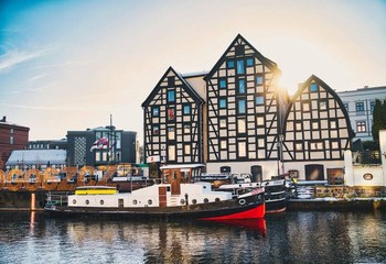 Zabytkowy holownik Certa wraca do Bydgoszczy - Nowa atrakcja turystyczna czeka na odwiedzających!