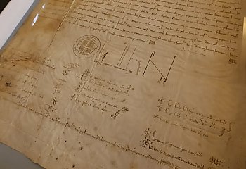 Historyczny dzień: Niemcy zwróciły Polsce 73 średniowieczne dokumenty. Wielki sukces wieloletnich starań prof. Wojciecha Polaka