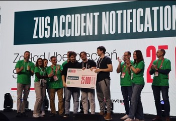 Bydgoskie serce innowacji: „Kanapowcy” z Wrocławia triumfują na HackNation 2025!