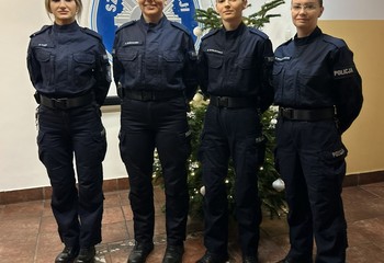 Nocna akcja policjantek pod Bydgoszczą: nietrzeźwy kierowca zatrzymany!