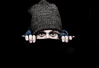 Oszuści kryptowalutowi oszukali starszą panią z Bydgoszczy na prawie milion złotych!