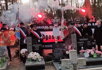 Pamięć o bohaterach AK: uroczystości w Bydgoszczy i Brzozie