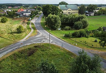 Ścieżki rowerowe, chodniki i nowe rondo! DW 244 wkrótce zmieni oblicze!