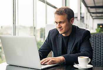 ZUS rozpoczął przekazywanie informacji o rozliczeniach składek za ubiegły rok 