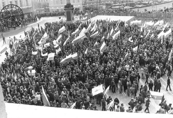 Zakazane Święto: Jak PRL Walczyło z 3 Maja