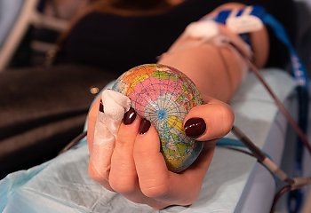 Krwiodawstwo na małym ekranie... telefonu! Regionalne Centrum Krwiodawstwa i Krwiolecznictwa w Bydgoszczy uruchamia specjalny portal