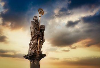 Gdy świat się zapada. Lekcja Benedykta na czasy chaosu