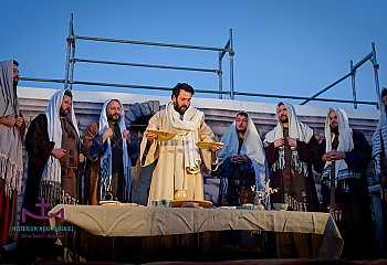 Język Chrystusa i jubileuszowy album. Twórcy Misterium Męki Pańskiej  obchodzili 25-lecie tej inicjatywy