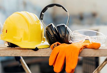 150 mln zł na poprawę bezpieczeństwa pracy.  ZUS przyjmuje wnioski