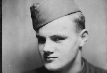 74. lata temu w Bydgoszczy zamordowano Zbigniewa Rostka „Piotra”. Żołnierz Wyklęty miał 22 lata