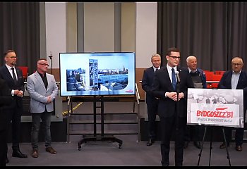 Wielki baner, fotografie, a nawet... specjalny tramwaj! Bydgoszcz rozpoczęła obchody 45 rocznicy wydarzeń marcowych 1981