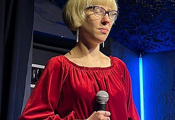 Oddycha muzyką i bawi się głosem! W piątek w bydgoskiej Światłowni wystąpi Patrycja Malinowska