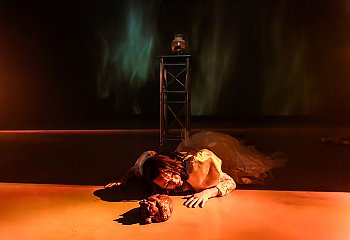 Między klasyką a prowokacją. „Wichrowe Wzgórza. Love to Die” w Teatrze Polskim