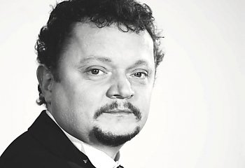 Nie żyje prof. Janusz Ratajczak. Solista Opery Nova w Bydgoszczy zginął w wypadku samochodowym