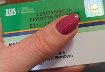 Liczba rent z tytułu niezdolności do pracy rośnie wraz z wiekiem. ZUS podsumowuje 2025 rok
