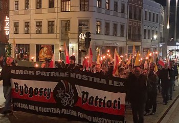 Bydgoszcz przeszła ulicami z pamięcią. Marsz ku czci Jana Pawła II w rocznicę jego śmierci