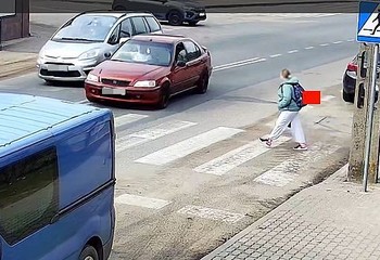 Groźny incydent na pasach! Kierowca Hondy na celowniku policji