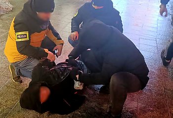 Oszukiwali starszych ludzi, ale do czasu! Bydgoscy i toruńscy kryminalni zatrzymali trzech członków zorganizowanej grupy przestępczej