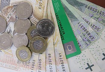 Trzynaste emerytury na finiszu. Ponad 396 tys. osób w regionie już je otrzymało