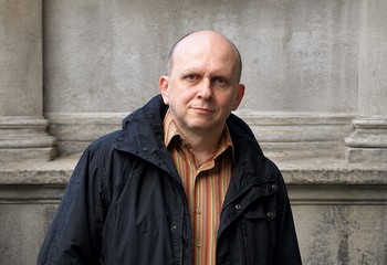 Szokujący wykład w Bydgoszczy: Dlaczego umiłowaliśmy fałsz?