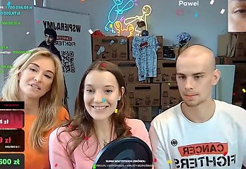 Ponad 250 milionów złotych dla  dzieci z nowotworami! Zbiórka Łatwoganga pokona WOŚP?