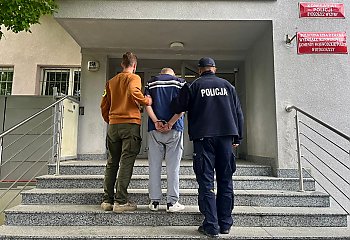 Ponad kilogram narkotyków w samochodzie. 54-latek z Zielonki trafił do aresztu