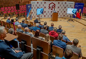 Dziekani z całej Polski obradują w Bydgoszczy. Politechnika pokazuje potencjał nowych technologii