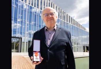 Profesor z Bydgoszczy odznaczony prestiżowym Krzyżem Kawalerskim!