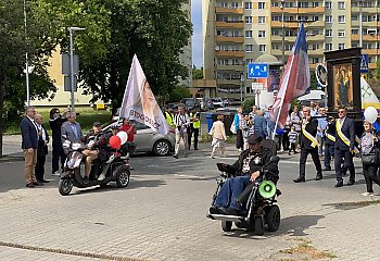 Bydgoski Marsz dla Życia i Rodziny przeszedł ulicami miasta. „Czas obronić małżeństwo”