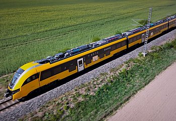 PESA przyspiesza. Nowy pojazd dla RegioJet osiągnął 200 km/h na torze w Velimiu