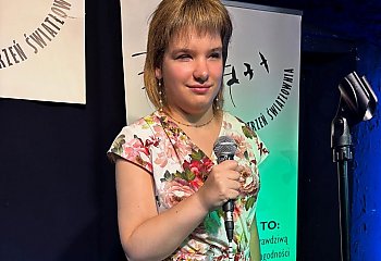 Głos, który otwiera oczy. Weronika Stepczyńska zaśpiewa w Światłowni