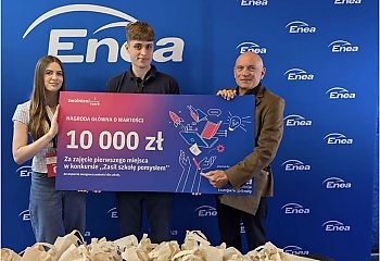 Uczniowie z Bydgoszczy najlepsi w Polsce. Stworzyli projekt awaryjnej stacji komunikacyjnej