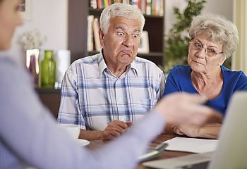 ZUS ostrzega przed oszustami. Oferują płatną pomoc przy świadczeniu wspierającym