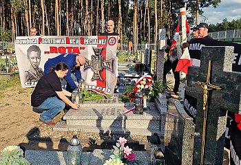 Pieśnią, poezją i opowieścią. W Cielu uczczono 80. rocznicę śmierci por. Józefa Trojana ps. „Kruk”